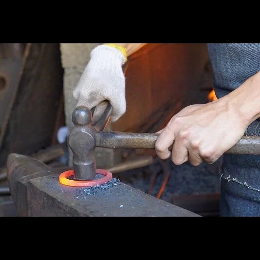 Iron Candle Holder (for 14–17cm candles)