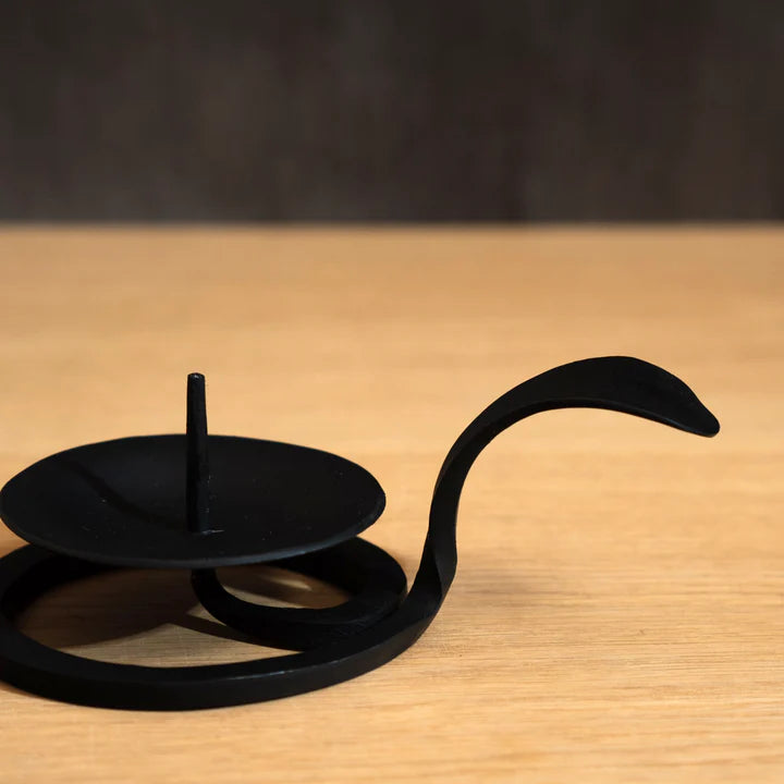 Iron Candle Holder (for 14–17cm candles)