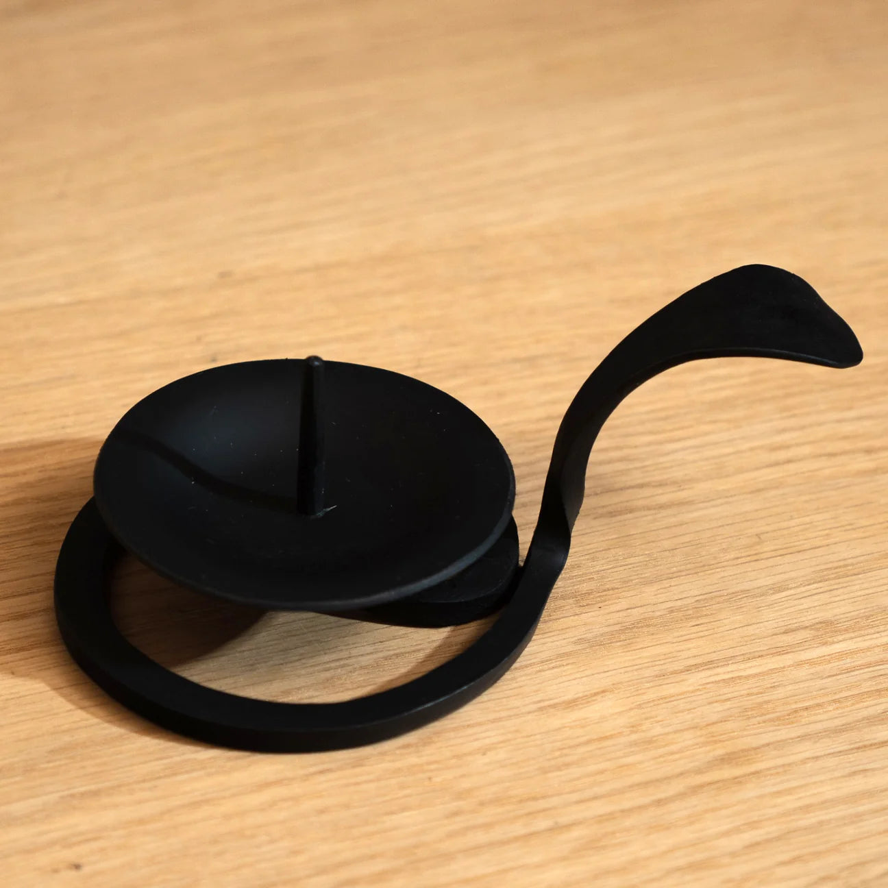 Iron Candle Holder (for 14–17cm candles)