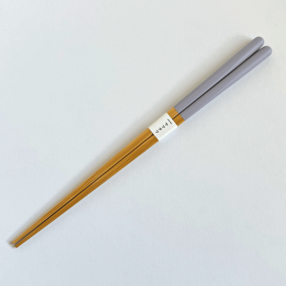 Yamachiku susutake round bamboo chopsticks. Handcrafted in Kumamoto, Japan. Available at Toka Ceramics.